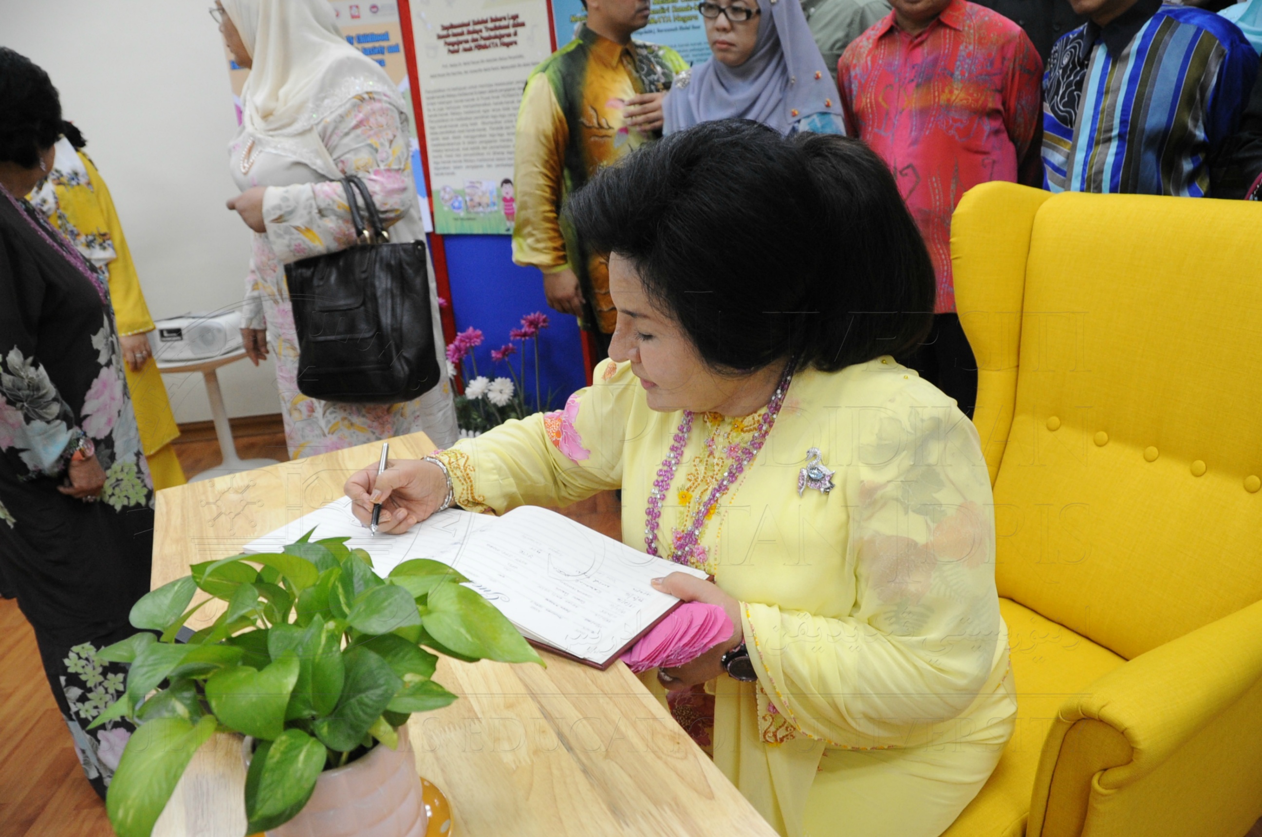 PRO16 32 NCDC HAS 3889